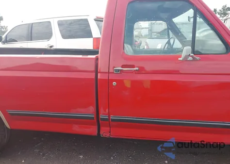 1981 Ford F100 из США, поврежденный, VIN 1FTCF10D2BPA68377